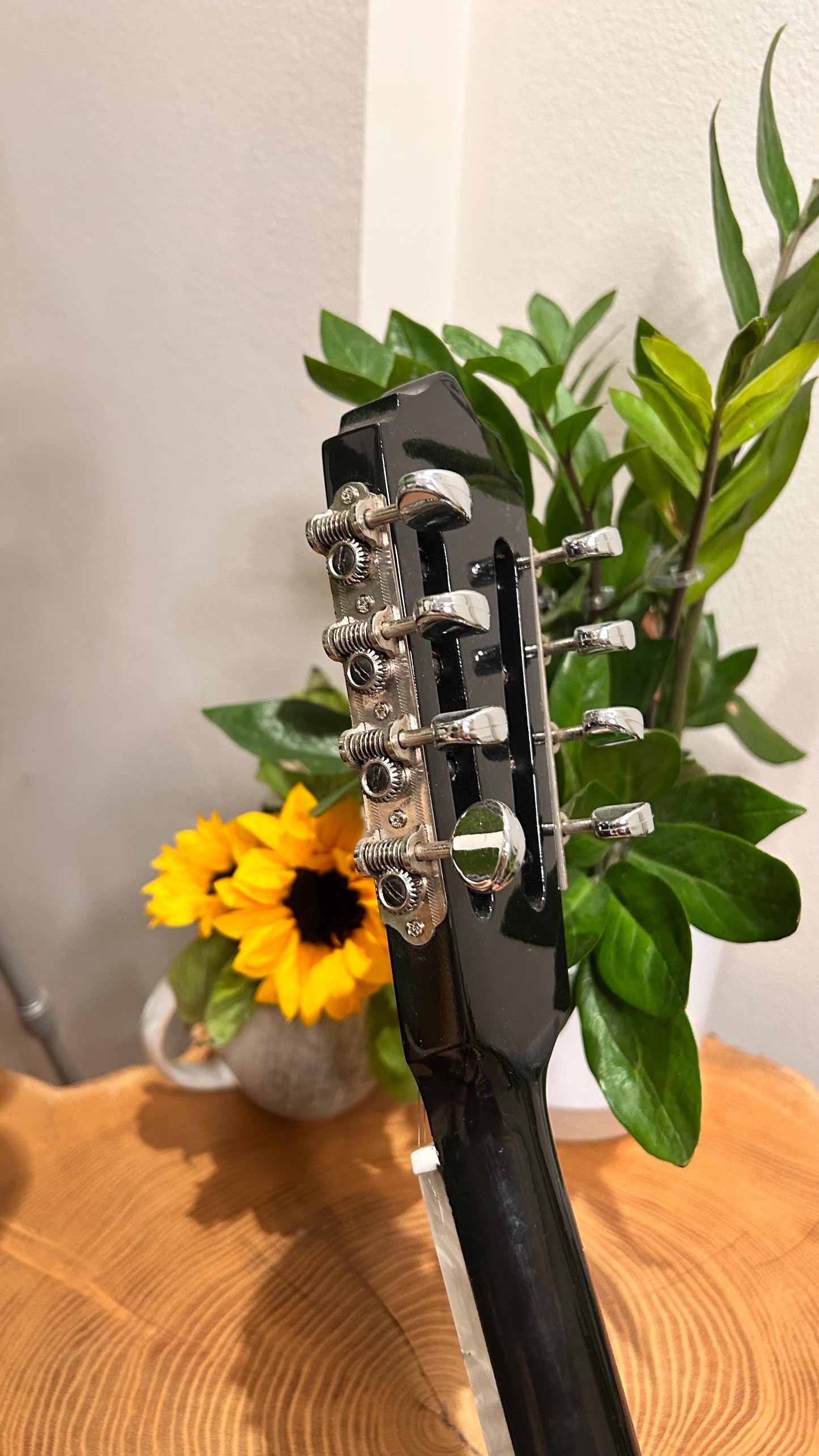 Premium Handmade 8-String Bouzouki with Double Action Truss-Rod | Greek Popular Bouzouki with Cellulose Vines Top Decorations
