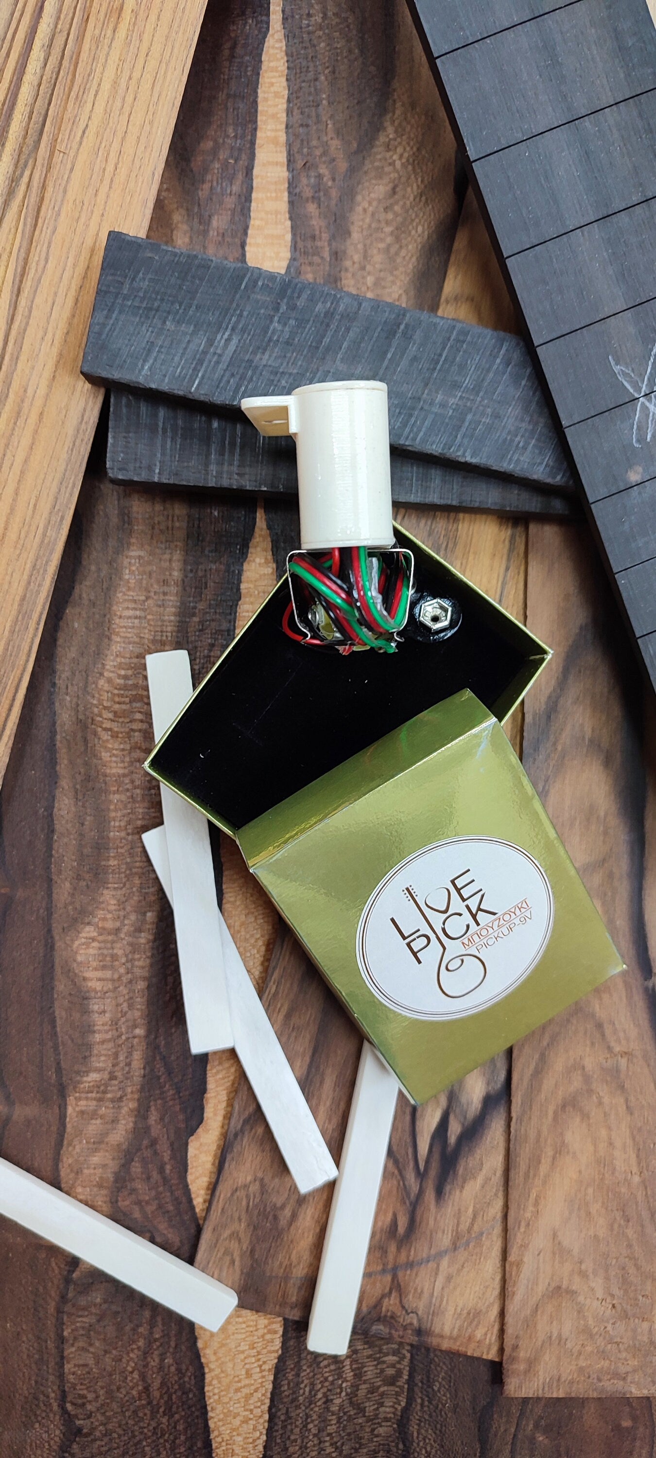 LIVE PICK ~ Bouzouki Active Pickup ~ The "White" model ~ Classic Tone 6string & 8String Bouzouki Pickup ~