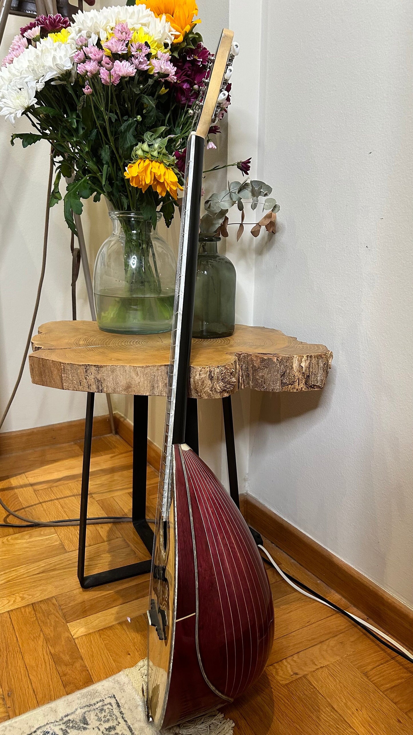 Custom 6-String Handmade Greek Bouzouki with Traditional Rebetiko Design and Abalone Shell Flower Top Decorations