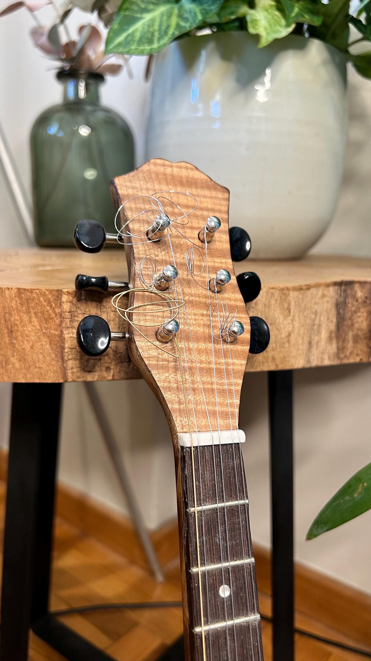 Custom Baglamas - Handmade 6-String one-piece Burned Poplar Baglamas with Black painted Spruce top - Greek Rebetiko Music