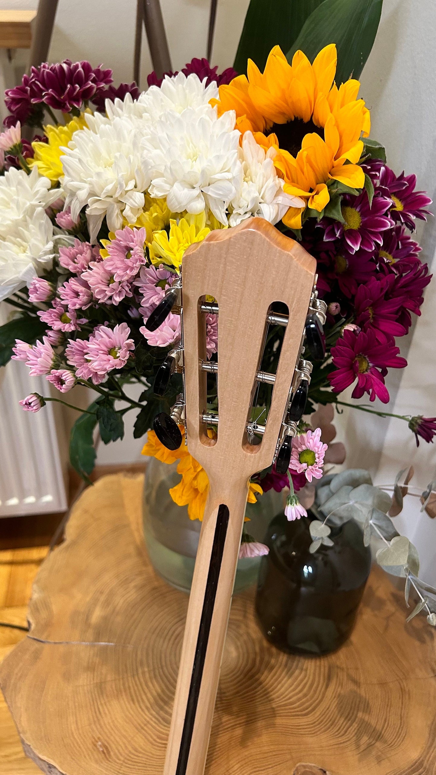 Handmade Greek Rebetiko 6-StringBouzouki - Flowers Celluloid Pickguard & Top Decorations