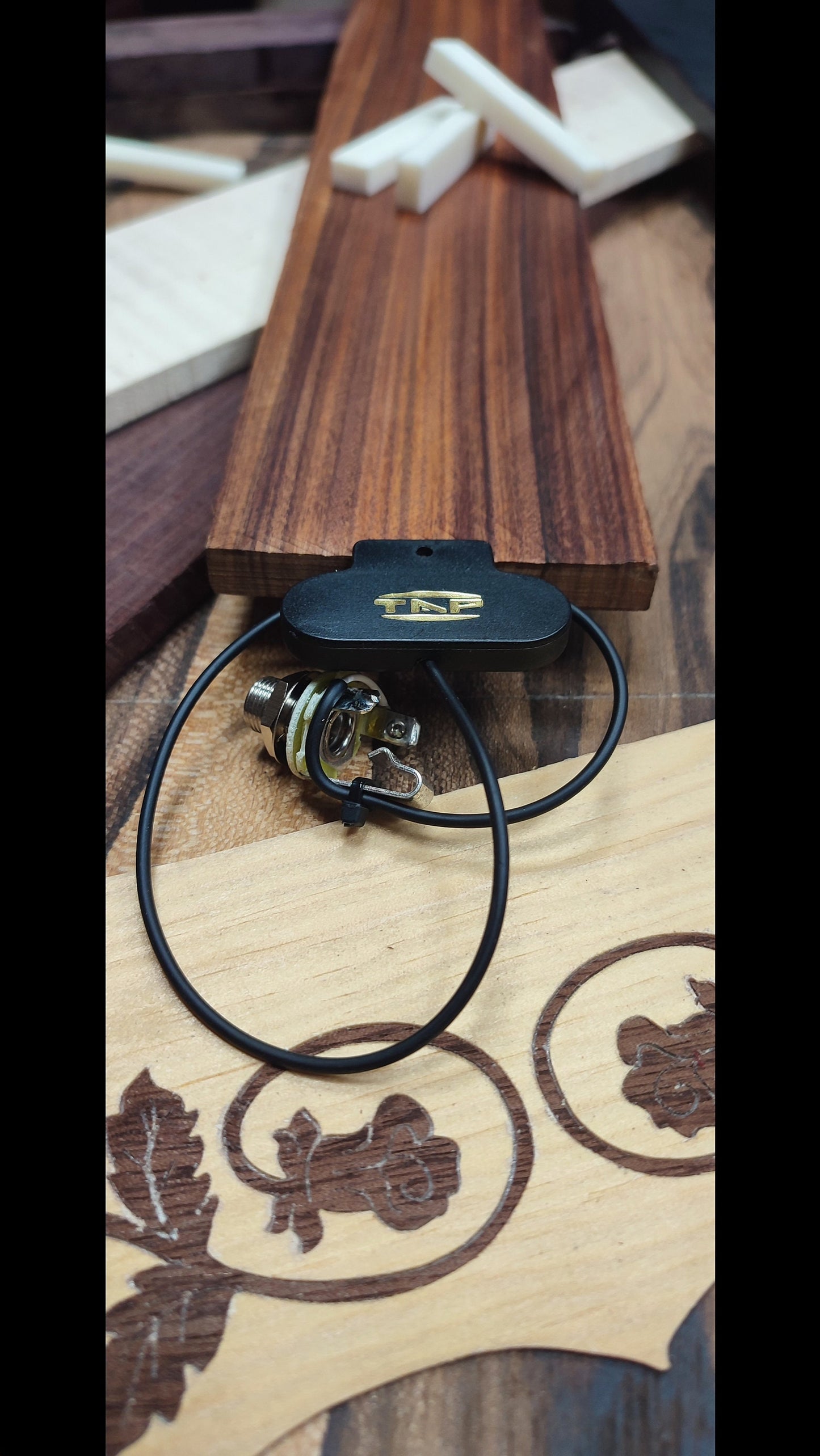 TAP ~ Tzouras Passive Pickup ~ The "TZ-S" model ~ Classic Tone Mini Tzouras Pick-up ~