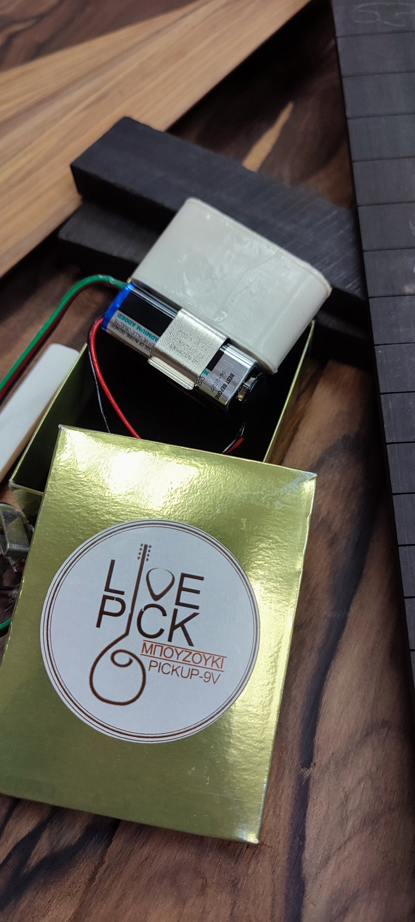 LIVE PICK ~ Bouzouki Active Pickup ~ The "White" model ~ Classic Tone 6string & 8String Bouzouki Pickup ~