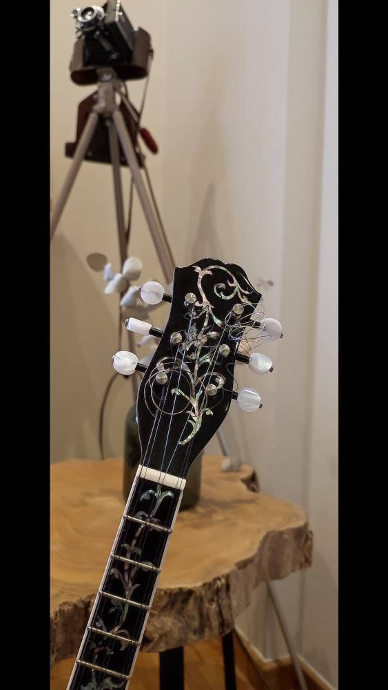 Handmade 6-String Baglamas for Rebetiko Music | Greek Traditional Instrument | Professional Quality