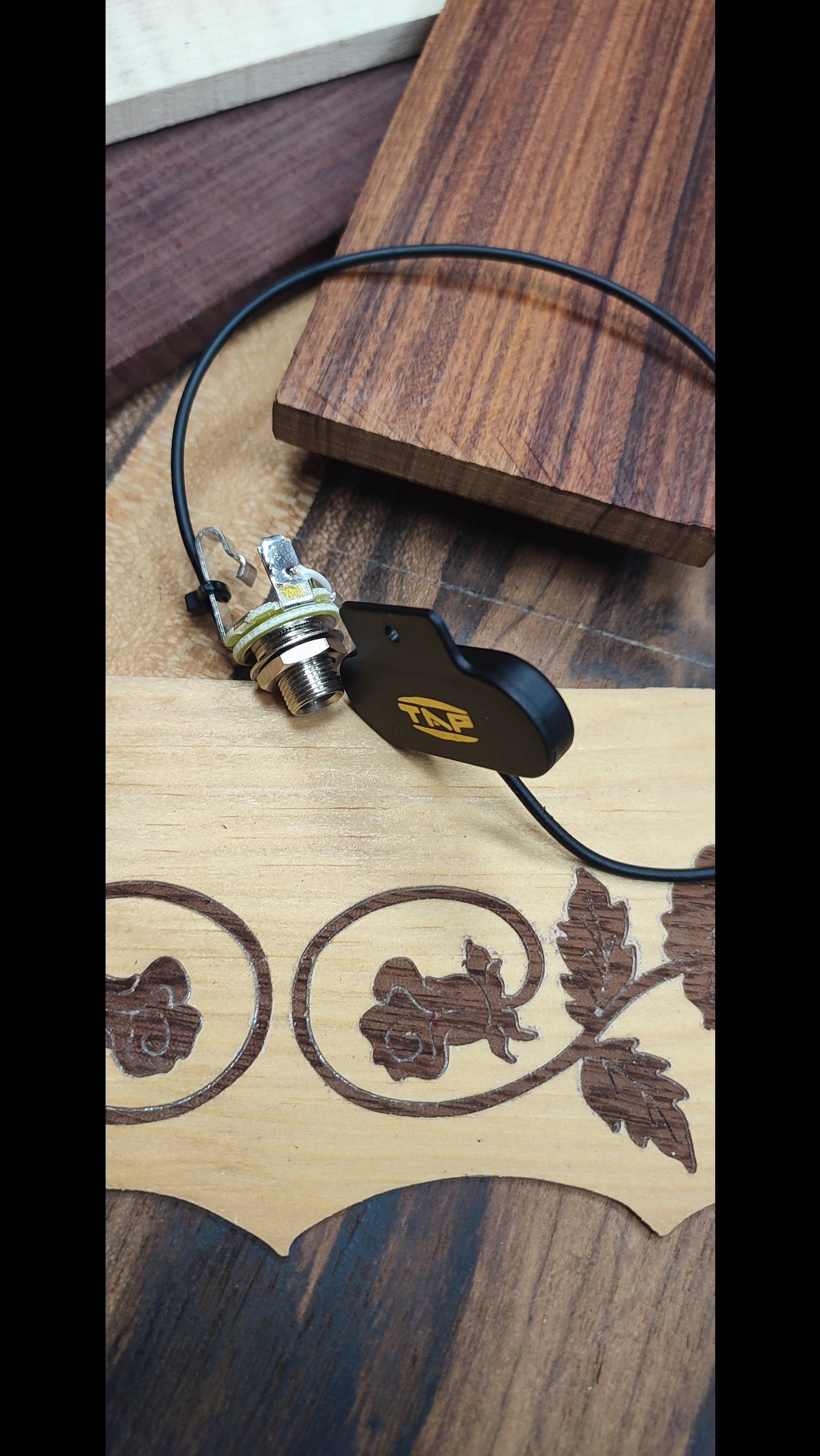 TAP ~ Tzouras Passive Pickup ~ The "TZ-S" model ~ Classic Tone Mini Tzouras Pick-up ~