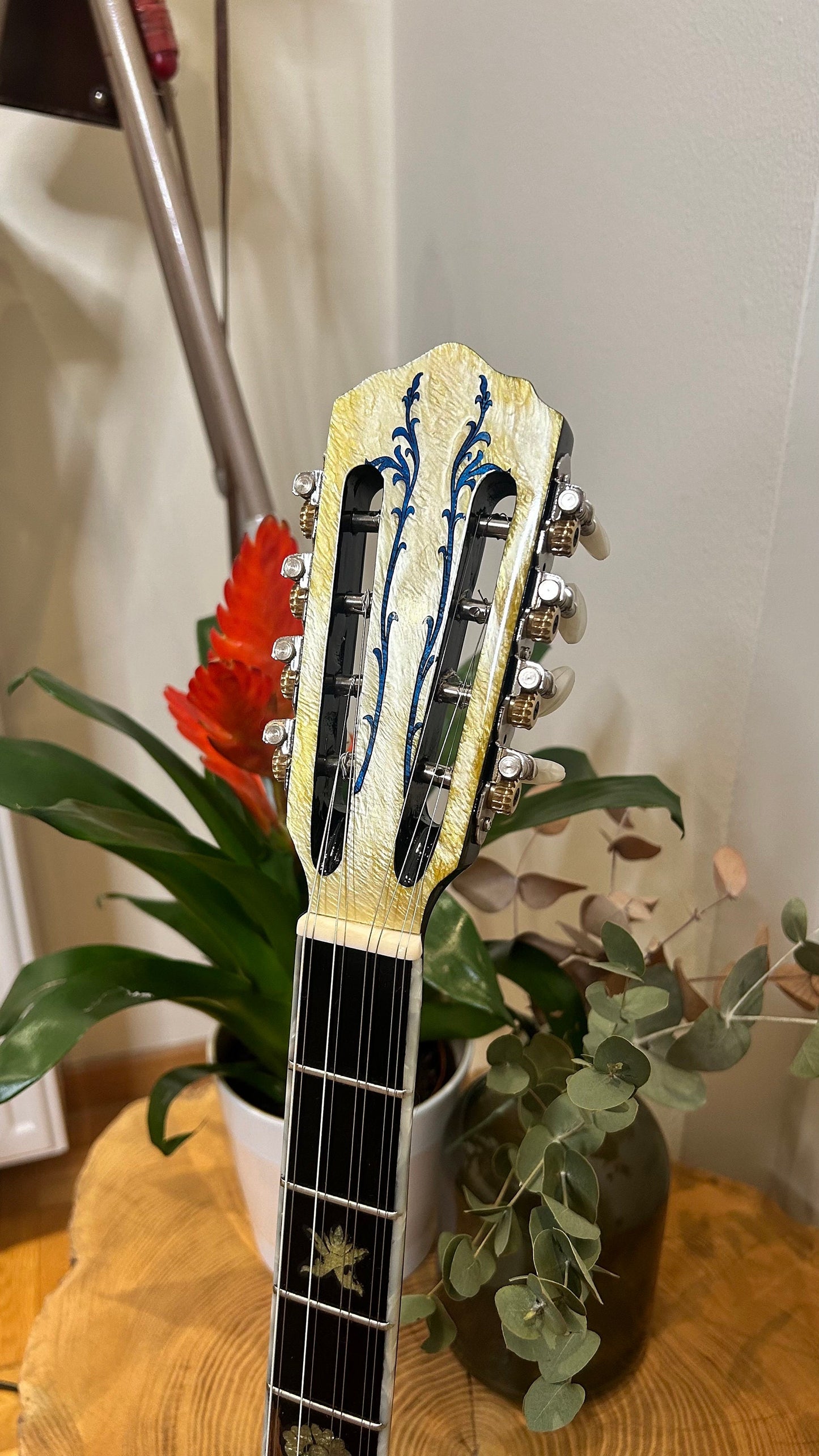 Professional Handmade 8-String Bouzouki with Greek Traditional Double-Action Truss Rod, Cellulose Vines & Flowers Top Decorations