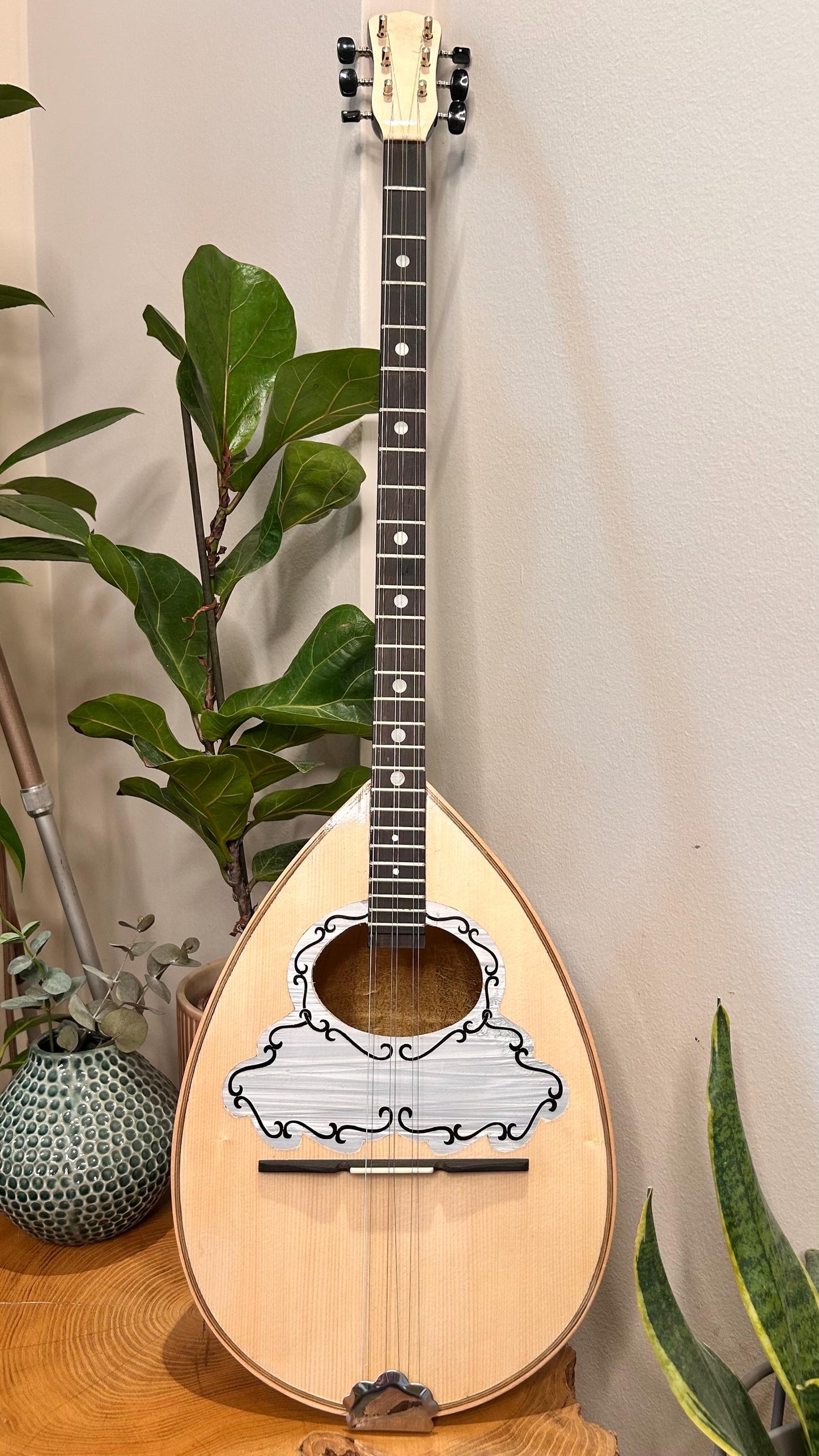 Handmade Greek Rebetiko 6-StringBouzouki - Flowers Celluloid Pickguard & Top Decorations