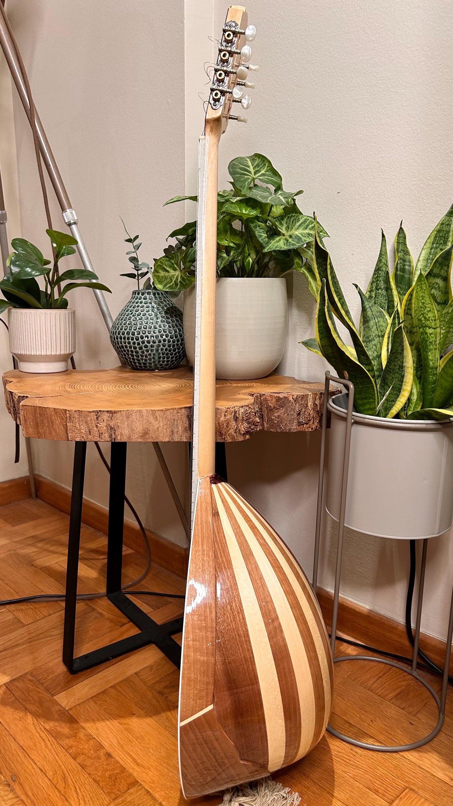 Handmade 8-string Professional Bouzouki with double-action truss rod and exquisite Cellulose Vines&Flower decorations - Greek craftsmanship