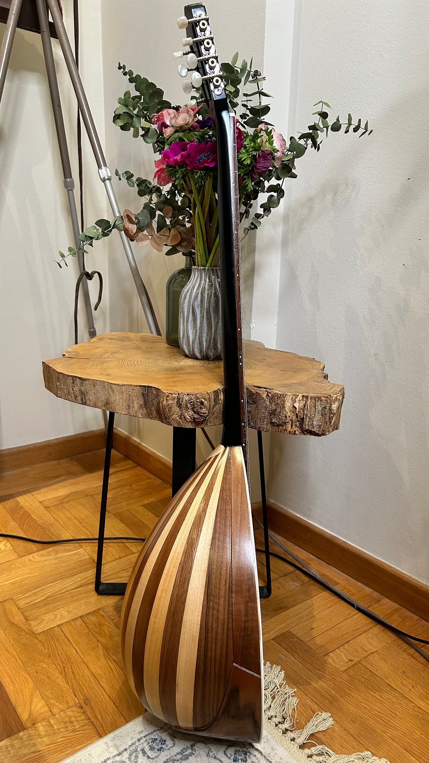 Handmade 8-String Bouzouki - Greek Traditional Instrument with Beautiful Wooden Flower Top Decorations - Truss-rod reinforced