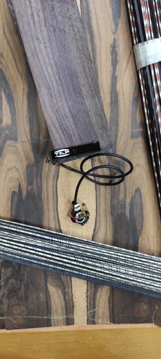 TAP ~ Bouzouki Active Pickup ~ The "ENERGY" model ~ Active 6string & 8String Bouzouki Pick-up ~