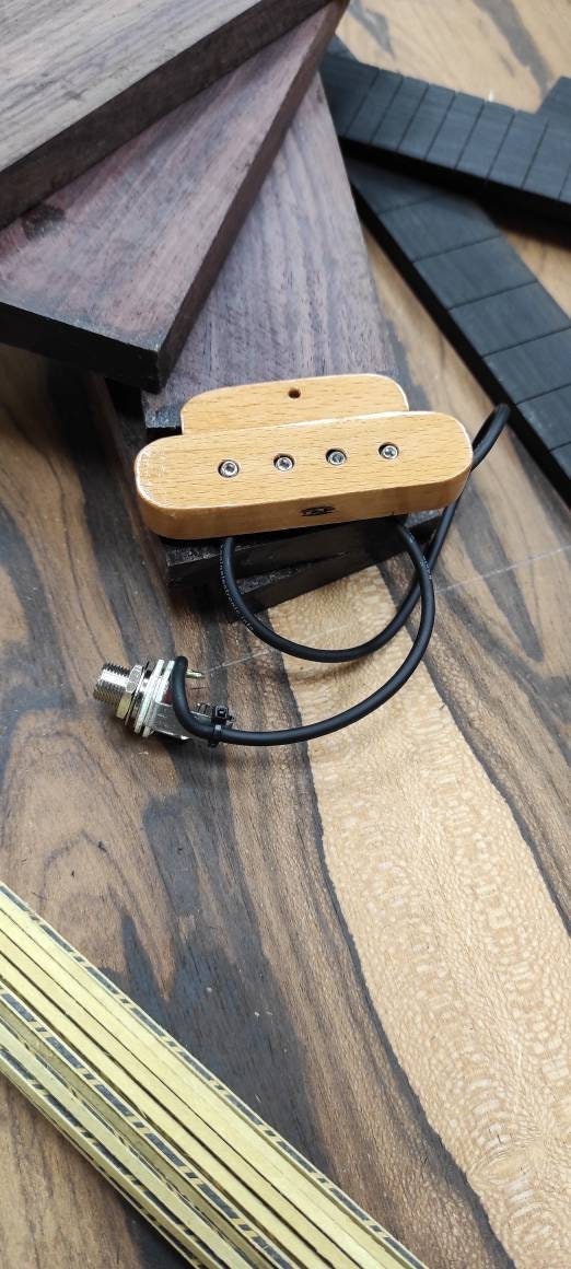 TAP ~ 8string Bouzouki Passive Pickup ~ The "BW4" model ~ Passive 8String Bouzouki Pick-up ~