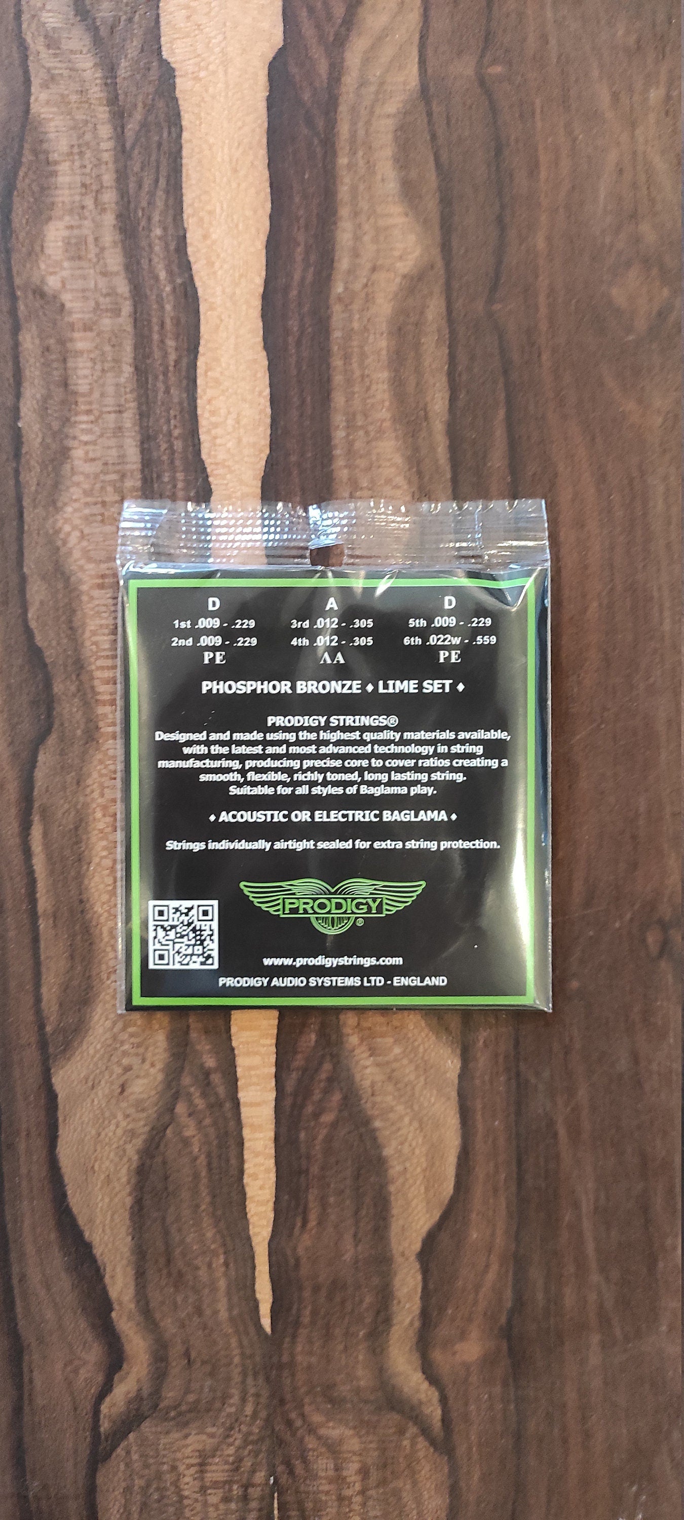6string Baglamas Set of Strings ~ Prodigy LIME Set ~ 0,09 Set Phosphor Bronze Wounded