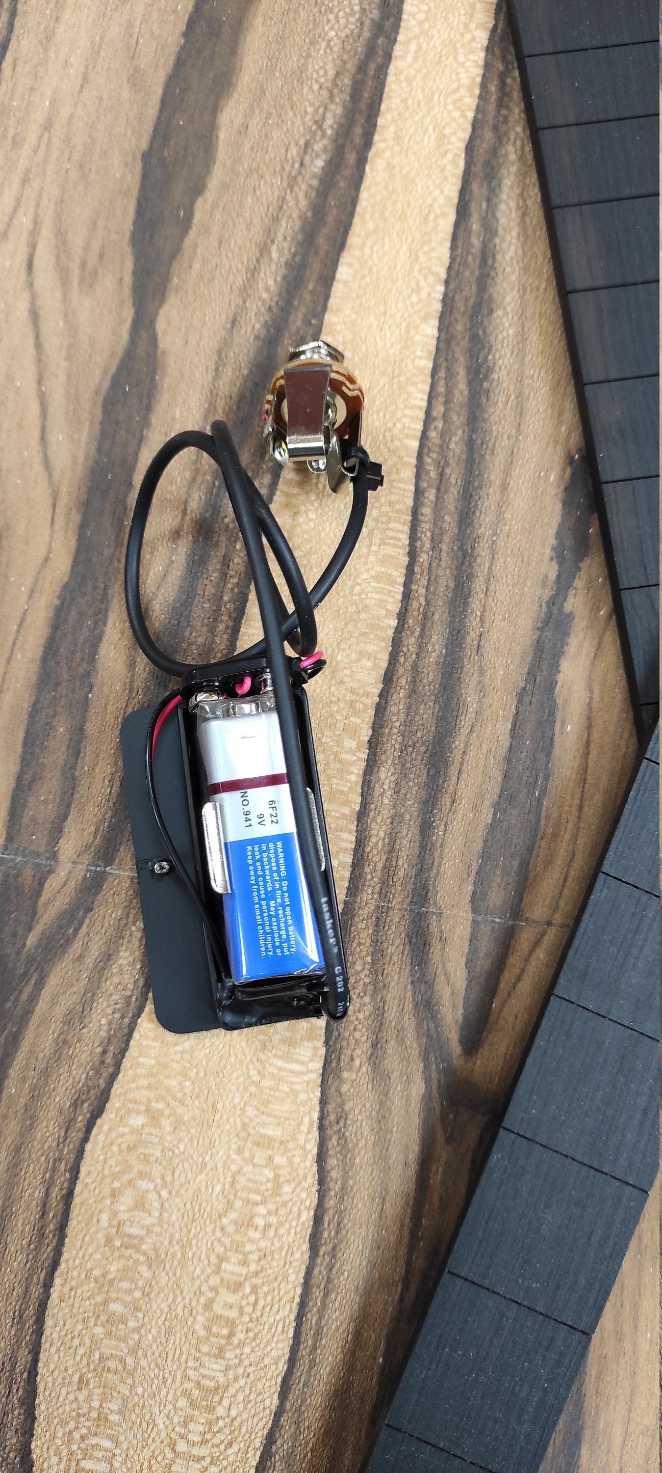 TAP ~ Bouzouki Active Pickup ~ The "BAT-9" model ~ Active 6string & 8String Bouzouki Pick-up ~