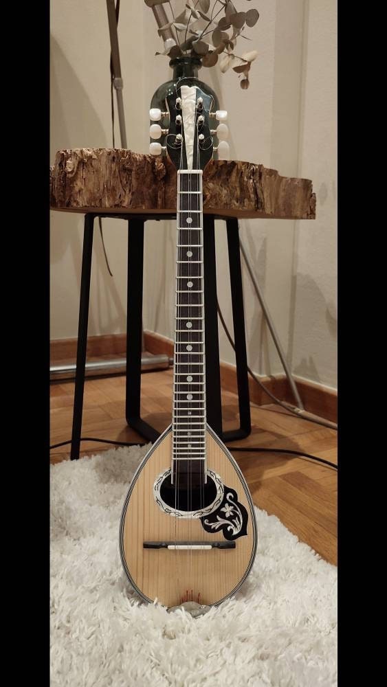 Premium Handmade 6-String Greek Traditional Baglamas for Rebetiko Music Instrument