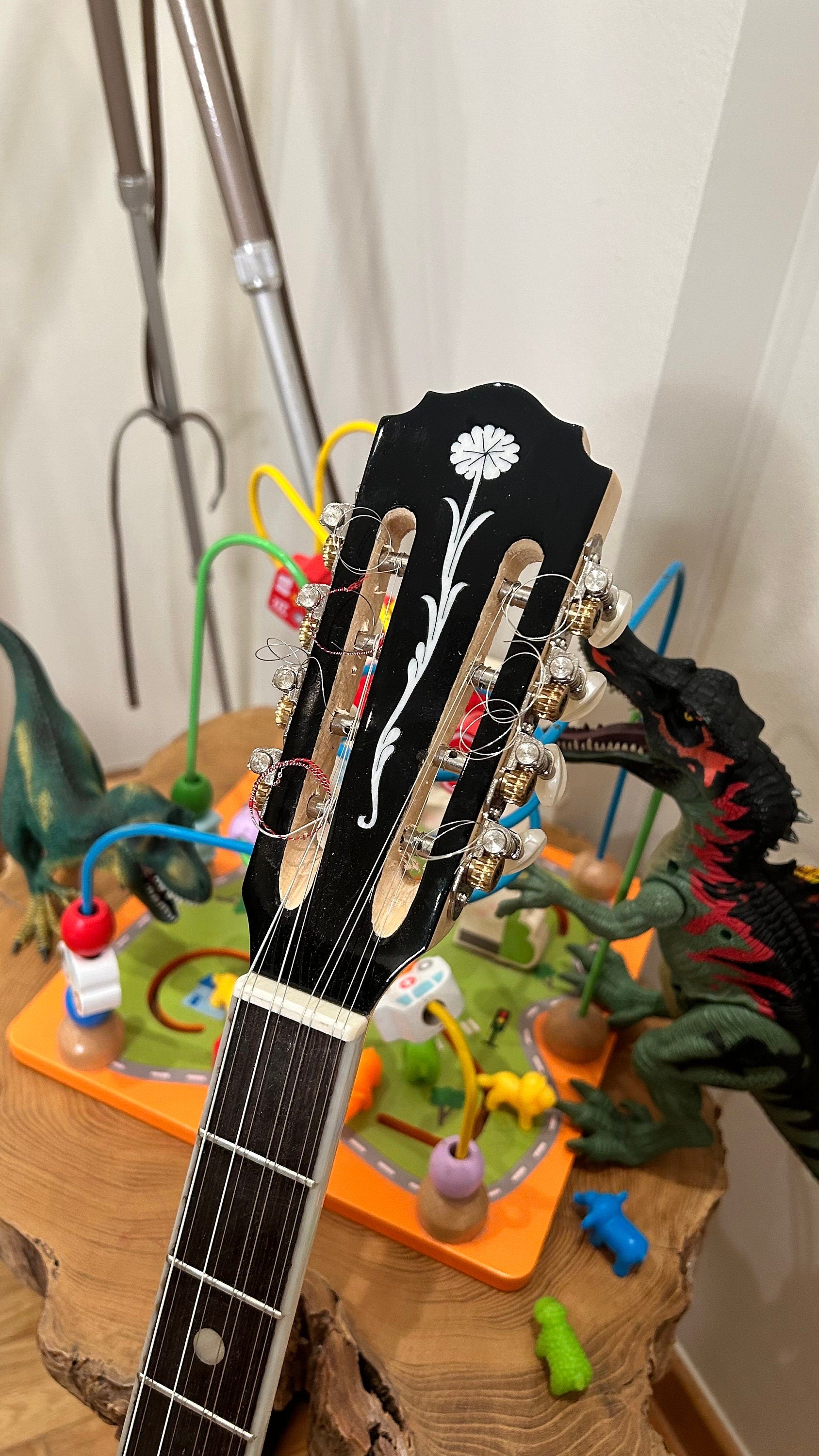 Handmade 8-string Professional Bouzouki with double-action truss rod and exquisite Cellulose Vines&Flower decorations - Greek craftsmanship