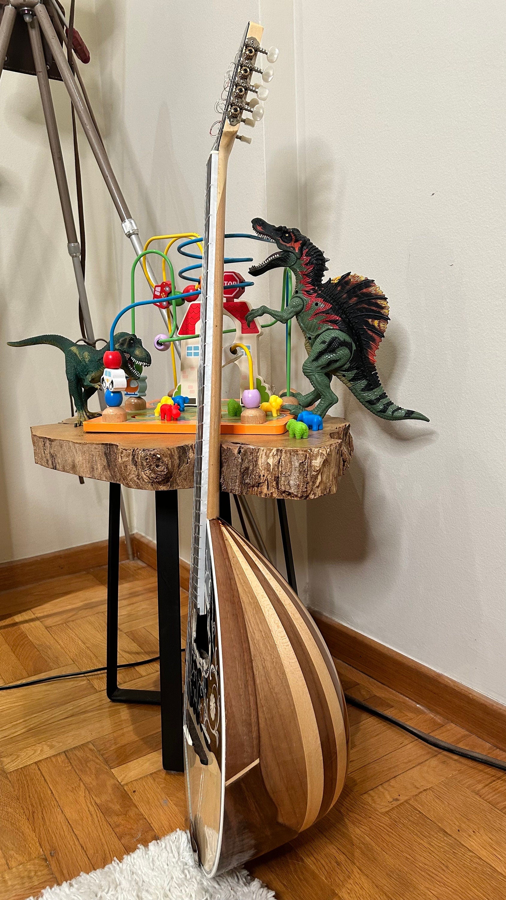 Handmade 8-string Professional Bouzouki with double-action truss rod and exquisite Cellulose Vines&Flower decorations - Greek craftsmanship