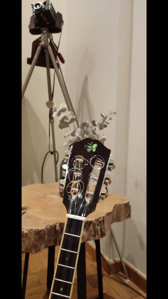 Handmade 6-String Baglamas for Rebetiko Music | Greek Traditional Instrument | Professional Quality