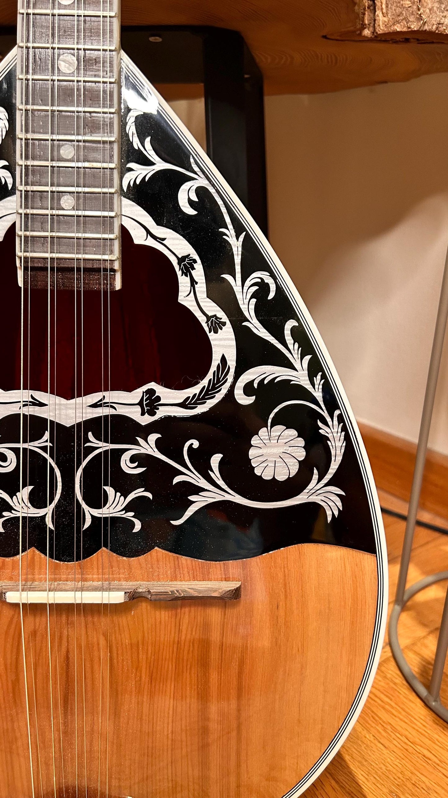 Handmade 8-string Professional Bouzouki with double-action truss rod and exquisite Cellulose Vines&Flower decorations - Greek craftsmanship