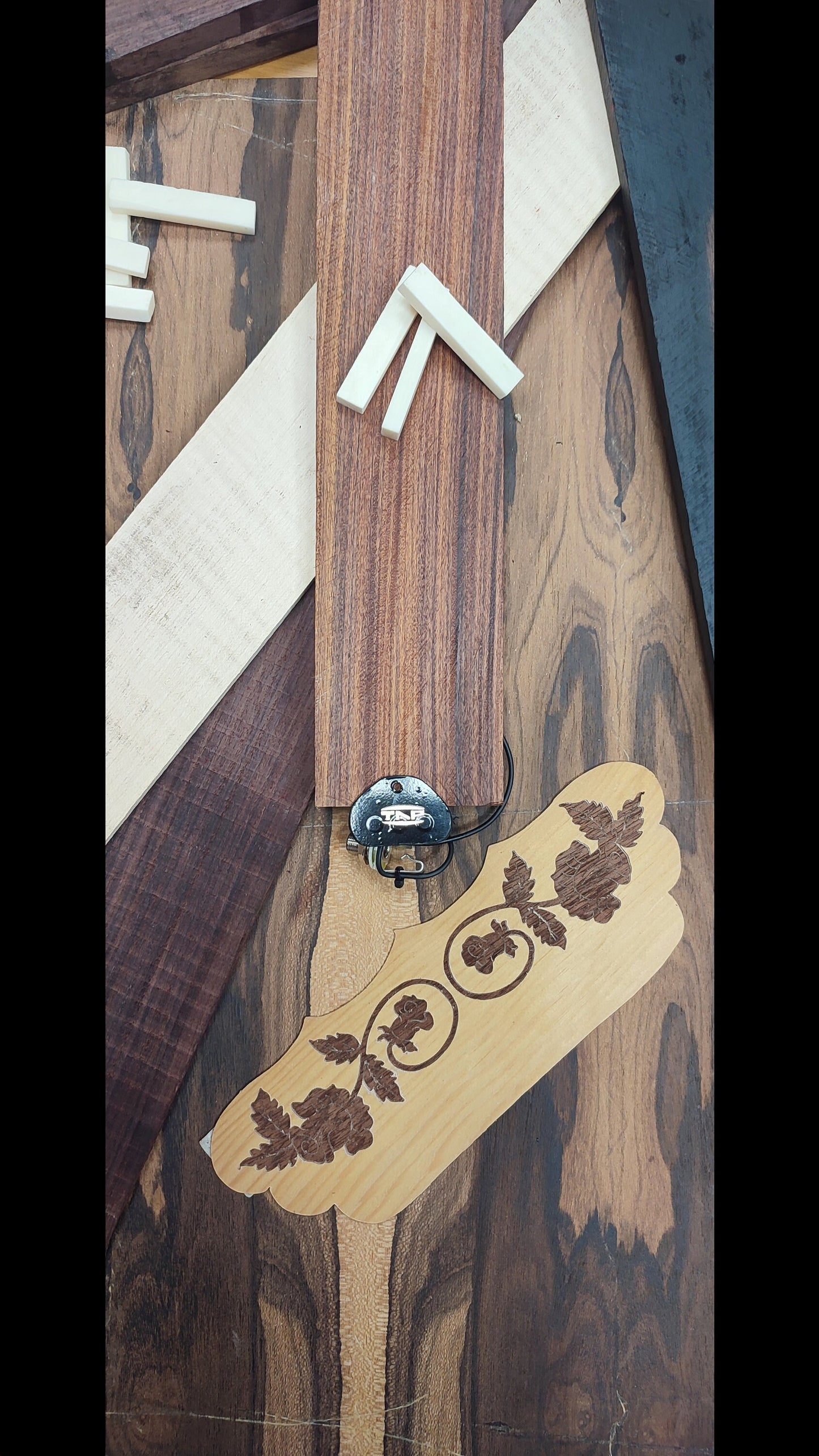 TAP ~ Baglamas Passive Pickup ~ The "BP-H" model ~ Single Coil Classic Baglama Pick-up ~