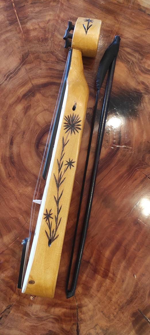Lyra of Pontos ~ Pontiaki Lyra ~ Handmade Traditional Greek Lyra of Pontos ~ Handmade Lyra's bow